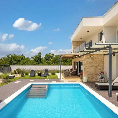 Manali Prázdninový dům Jadranovo